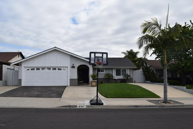 Property Photo:  674 Bismark Avenue  CA 93004 