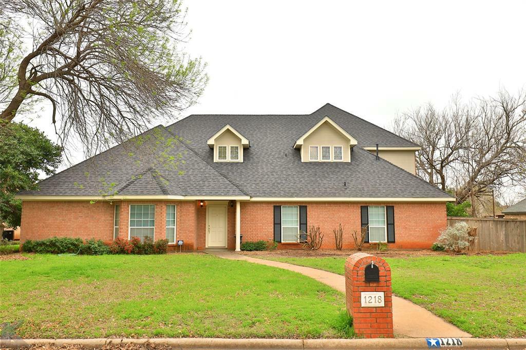 Property Photo:  1218 Canterbury Drive  TX 79602 