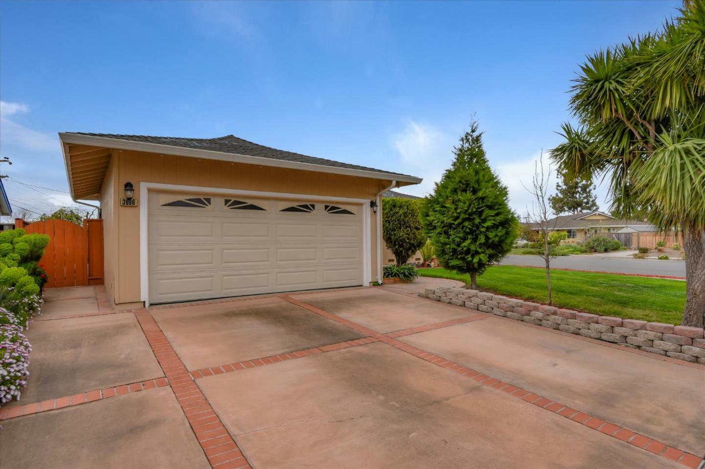 Property Photo:  3696 Norfolk Road  CA 94538 