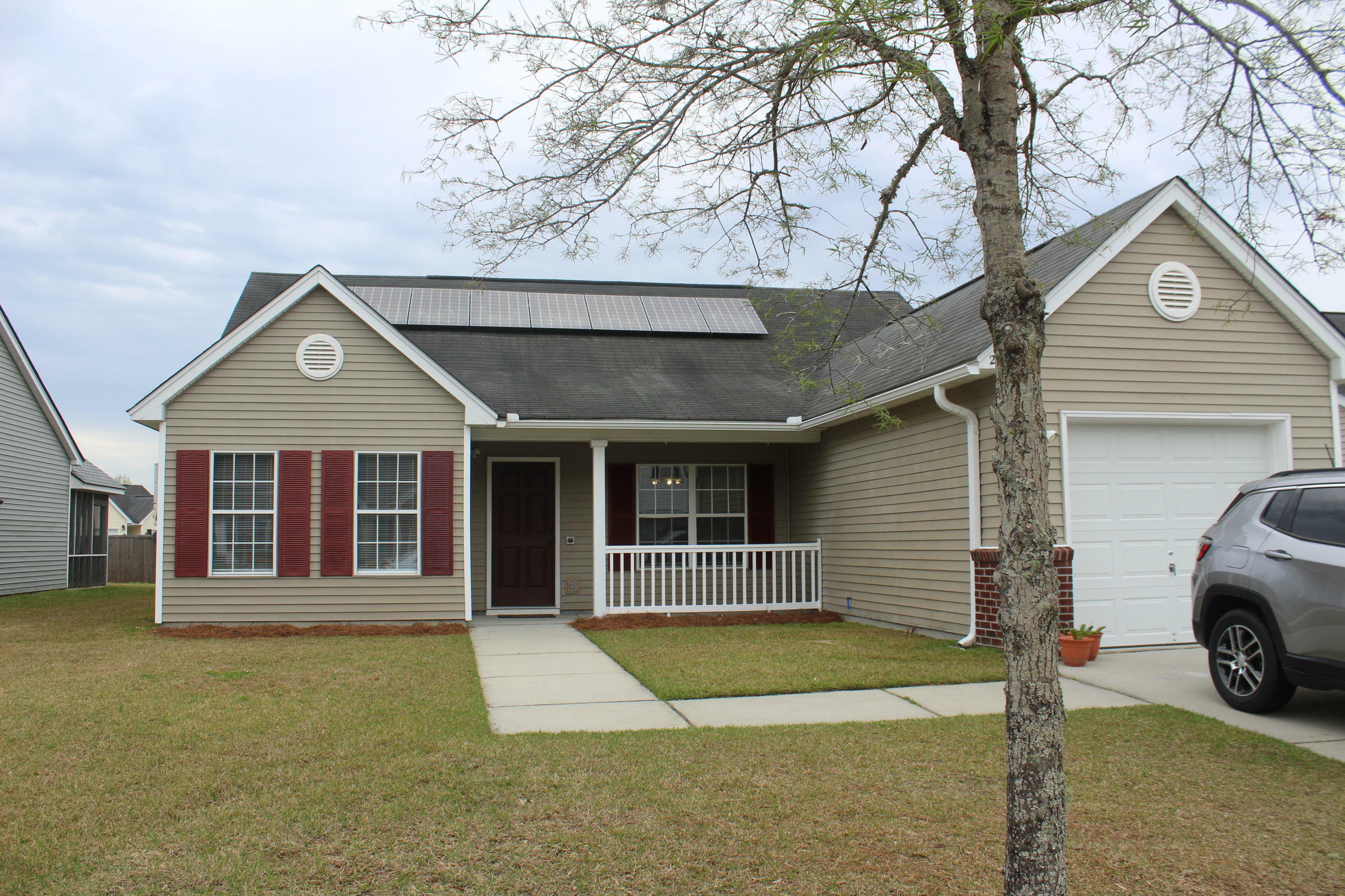 Property Photo:  213 Dovetail Circle  SC 29483 