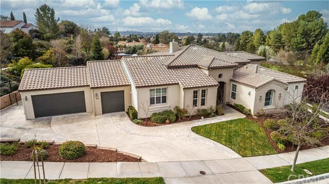 Property Photo:  816 Hacienda Circle  CA 93446 