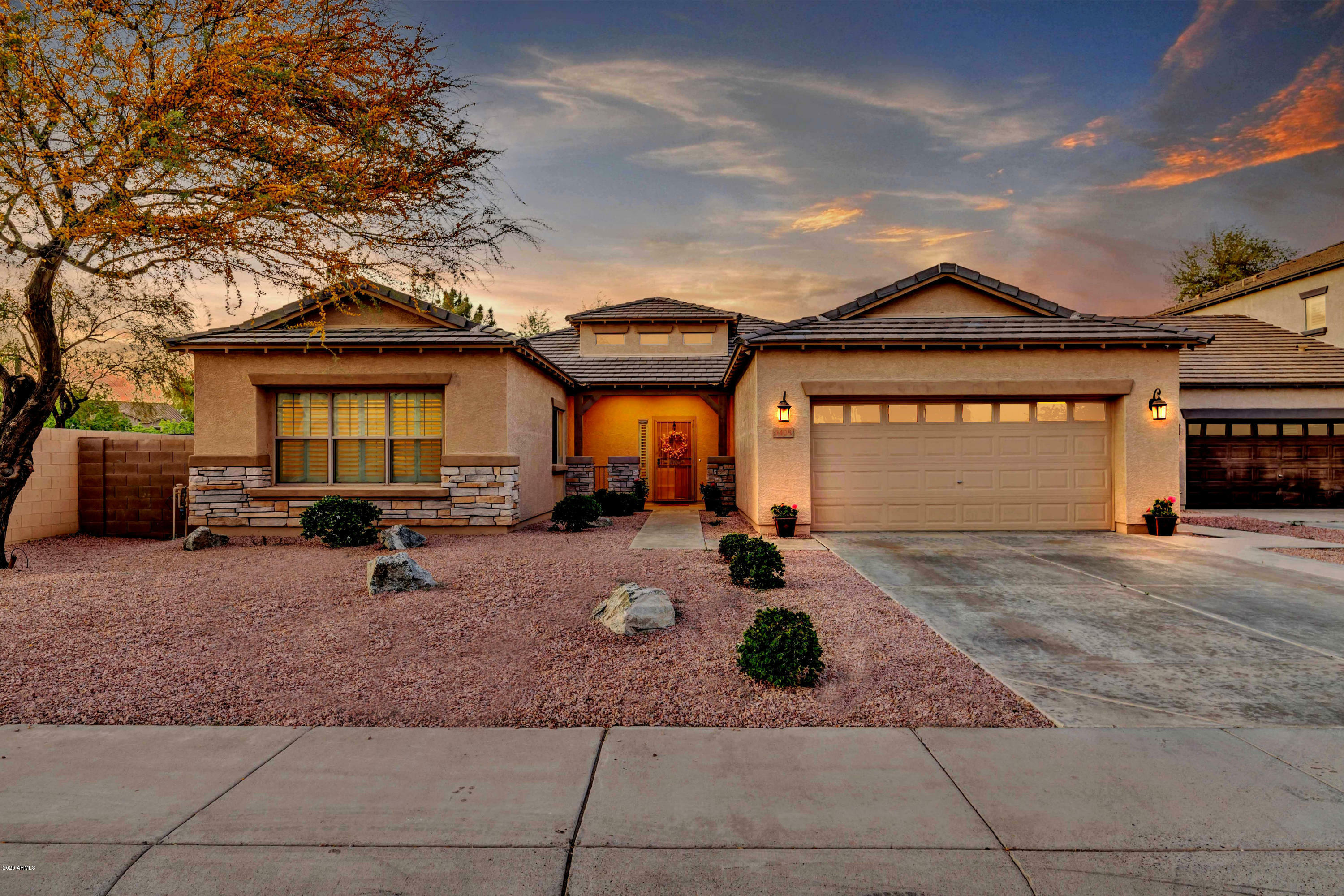 Property Photo:  1408 E Lowell Avenue  AZ 85295 