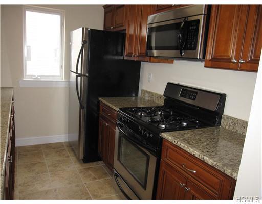 Property Photo:  106 Tondo Circle  NY 10926 