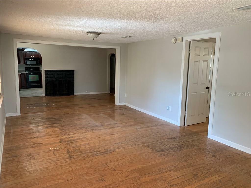 Property Photo:  232 E Grant Street  FL 32806 