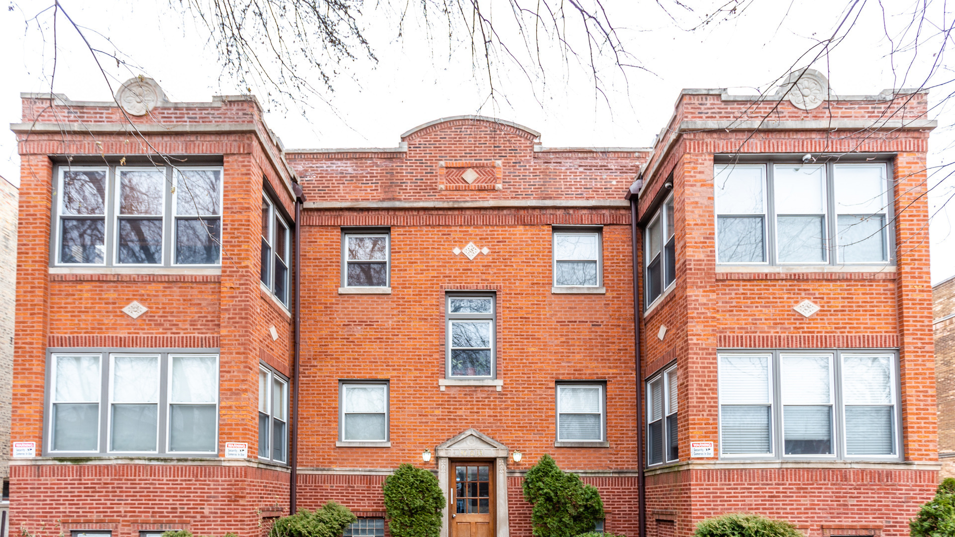 Property Photo:  4503 North Springfield Avenue 2  IL 60625 