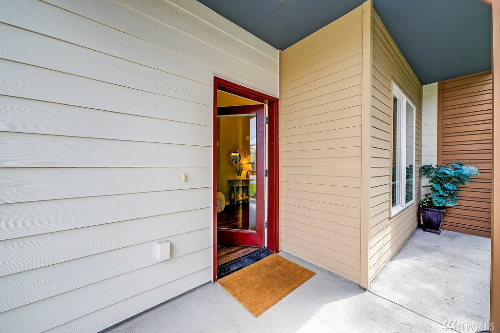 Property Photo:  3031 S Nevada St  WA 98108 