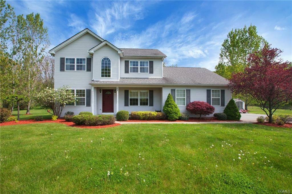 Property Photo: 49 Heritage Crossing NY 10919