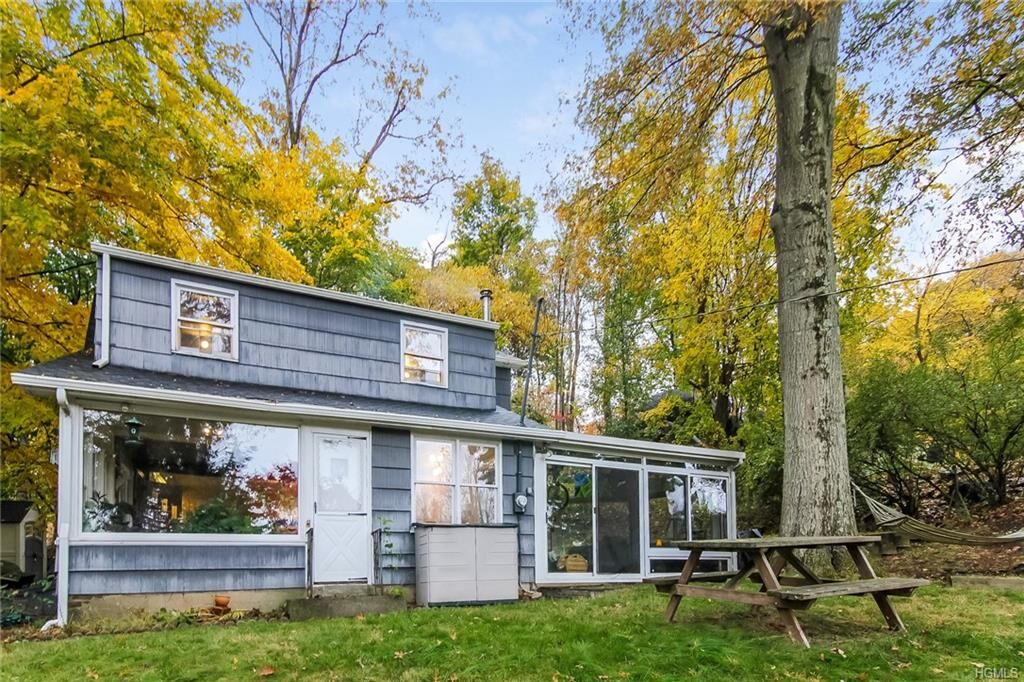 Property Photo:  111 Woodale Avenue  NY 10566 