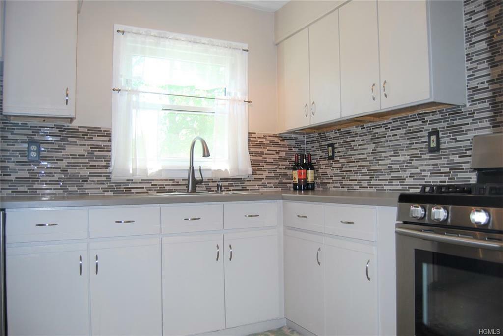 Property Photo: 120 N Broadway 19B NY 10533
