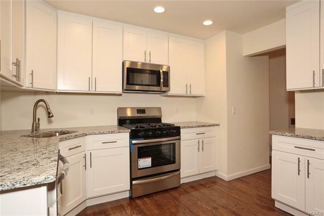 Property Photo:  27 Patricia Avenue  NY 10920 