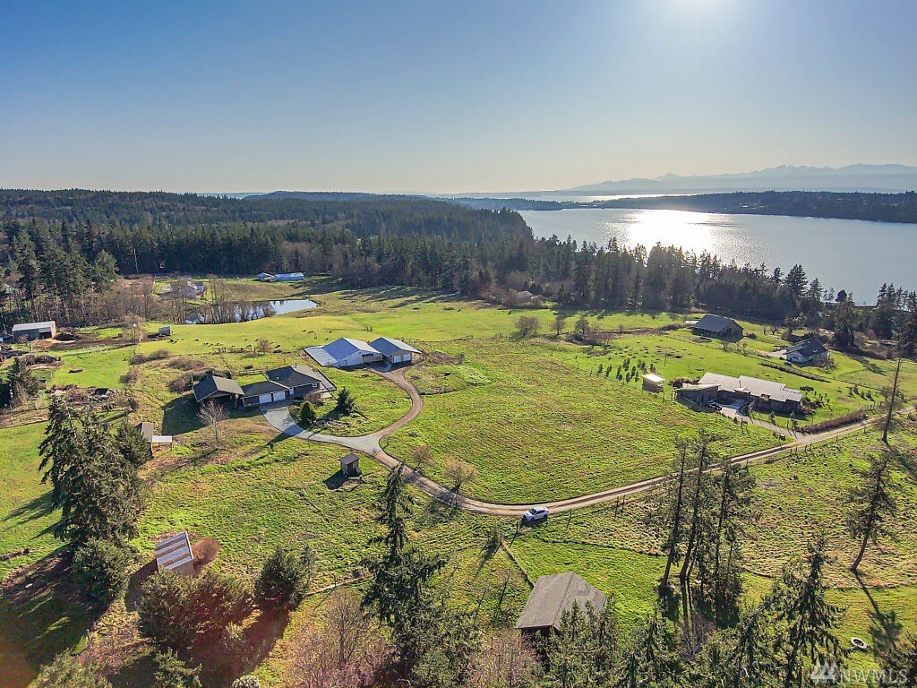 Property Photo:  4603 East Harbor Rd  WA 98249 