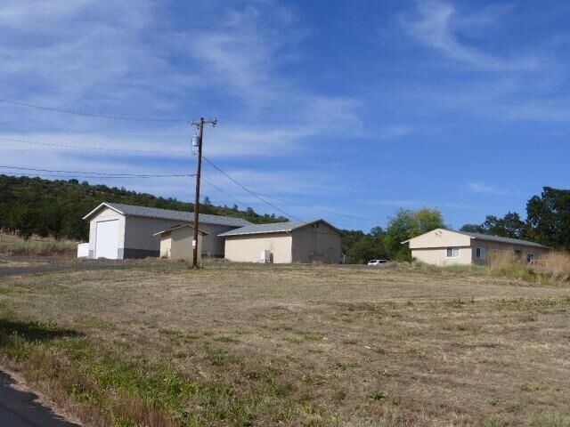 1330 Linn Road  Eagle Point OR 97524 photo