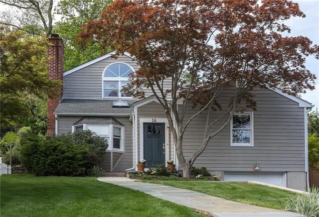 Property Photo:  16 Secor Drive  NY 10522 