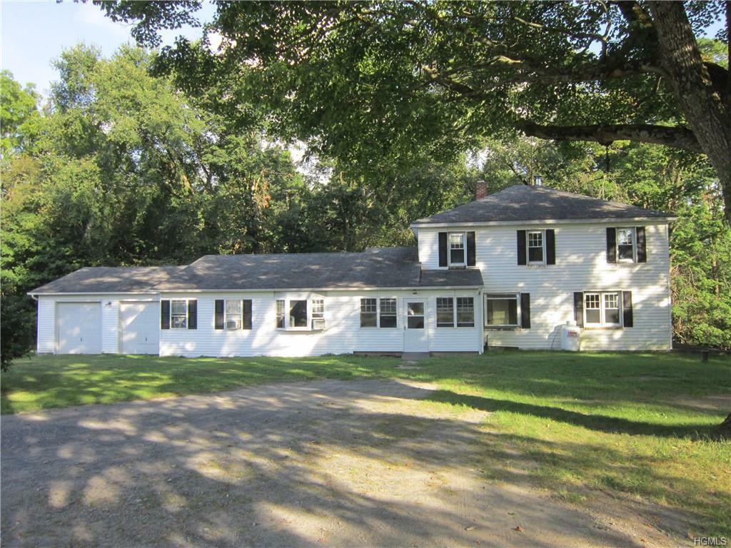 Property Photo:  5 Bookstaver Lane  NY 12549 