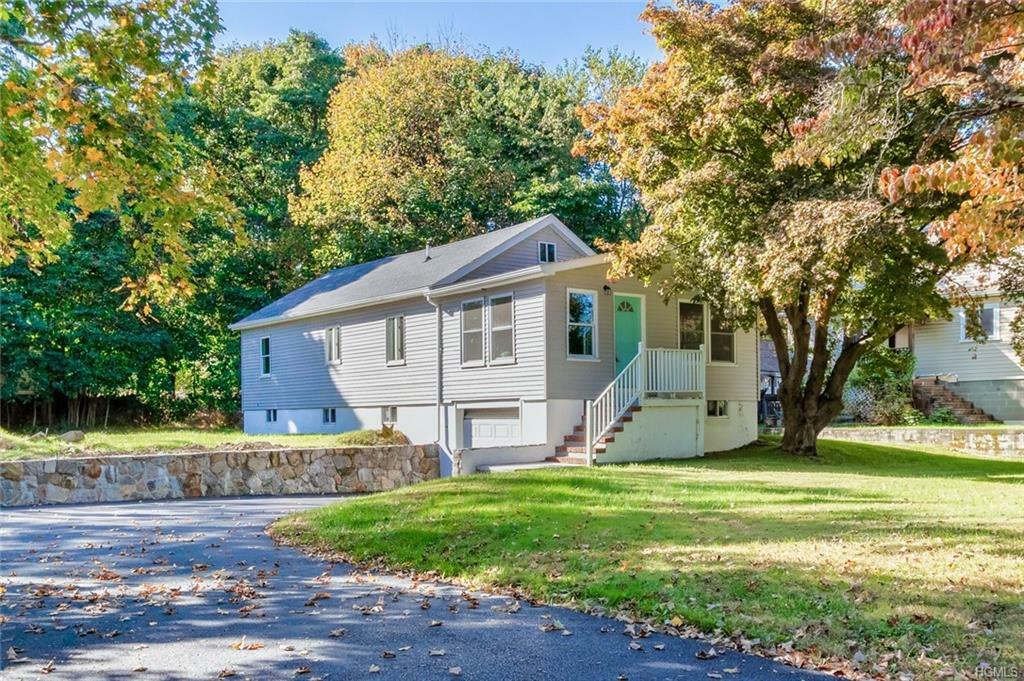 Property Photo:  19 Hunt Avenue  NY 10548 