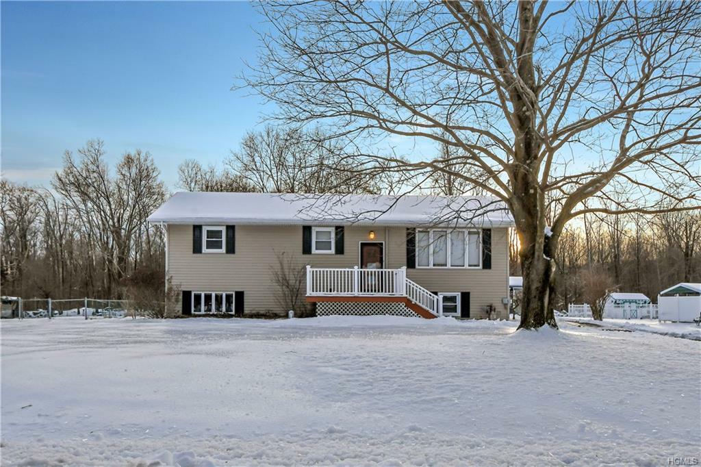 Property Photo:  53 Creeden Drive  NY 10940 