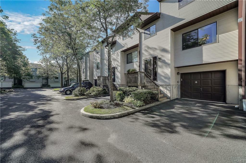 Property Photo: 11 Kings Court NY 10954