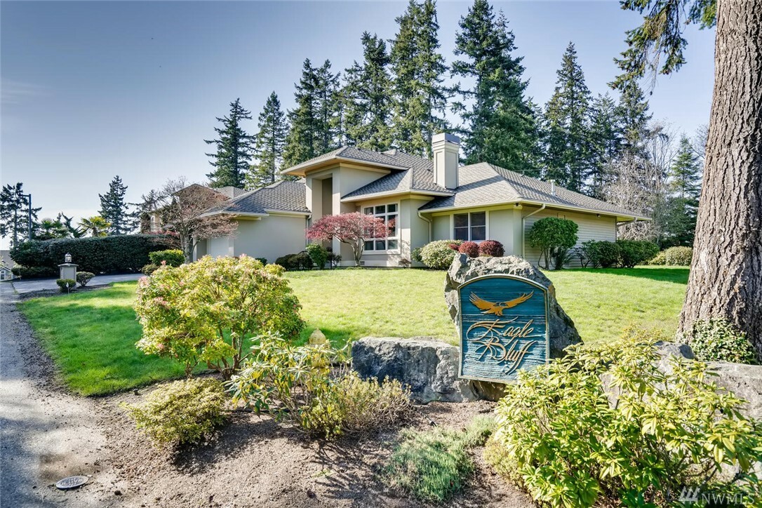 Property Photo:  5307 Eagle Bluff Lane  WA 98275 