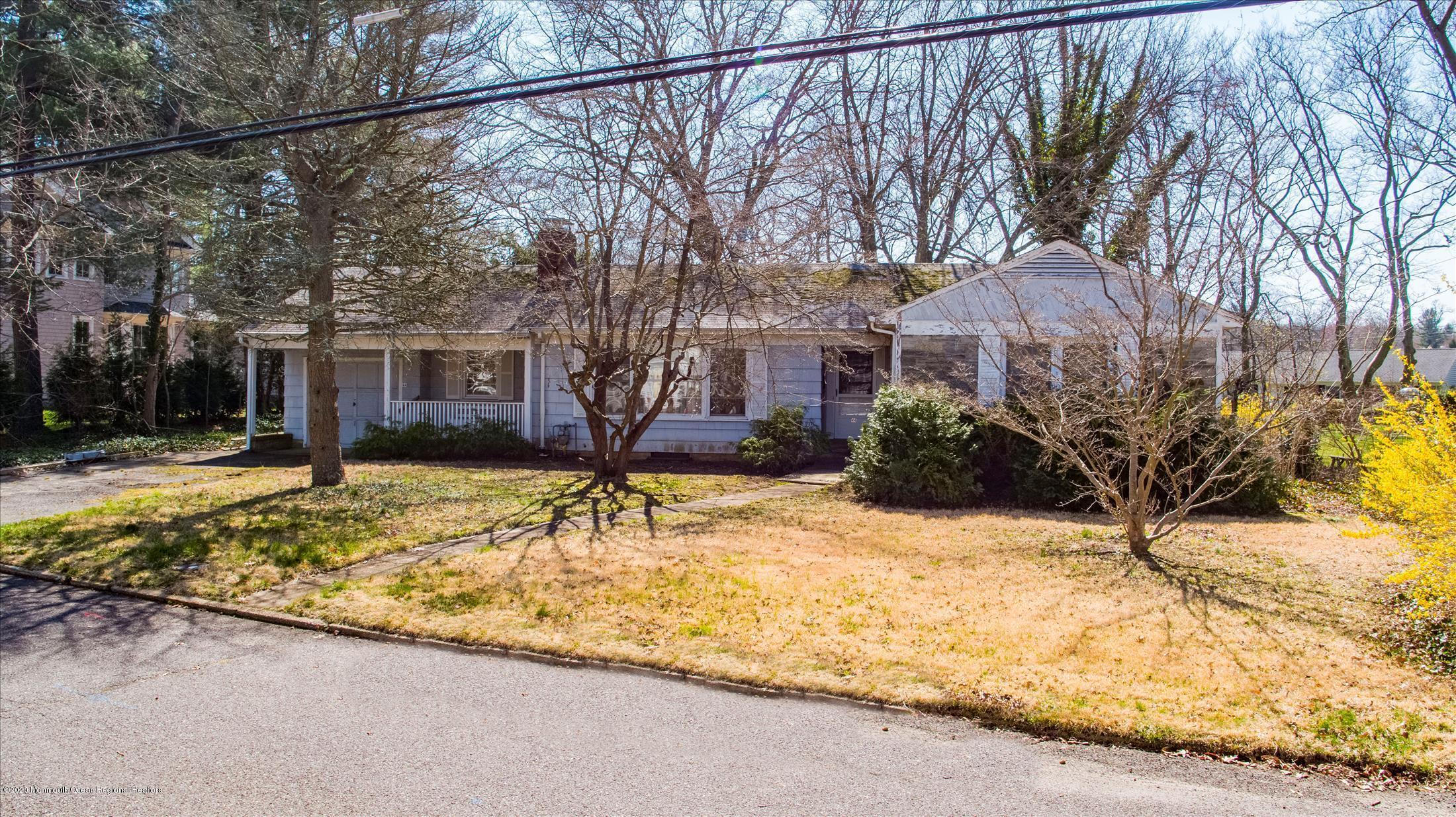 Property Photo:  44 Linden Drive  NJ 07704 
