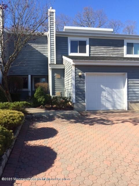 Property Photo:  7 Rambling Meadow Court  NJ 07724 