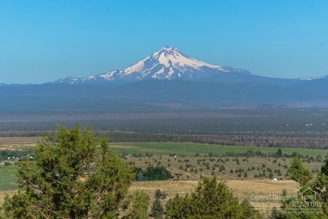 Property Photo:  10840 SW Mintken Lane  OR 97734 