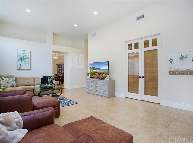 Property Photo:  21392 Silvertree Lane  CA 92679 