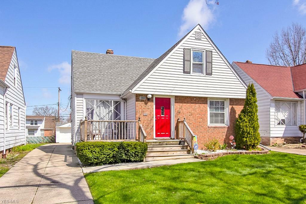 Property Photo:  4121 Wyncote Road  OH 44121 