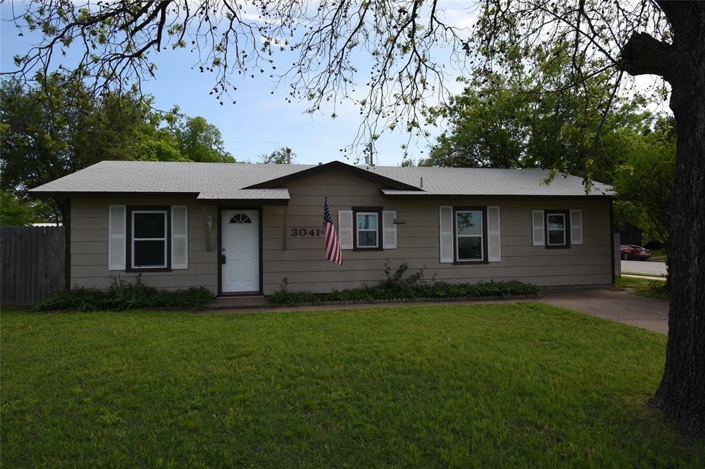 Property Photo:  3041 S 27th Street  TX 79605 