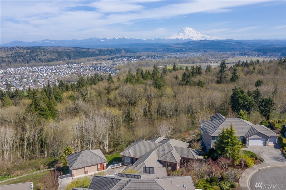 Property Photo: 15821 136th Avenue Ct E WA 98374