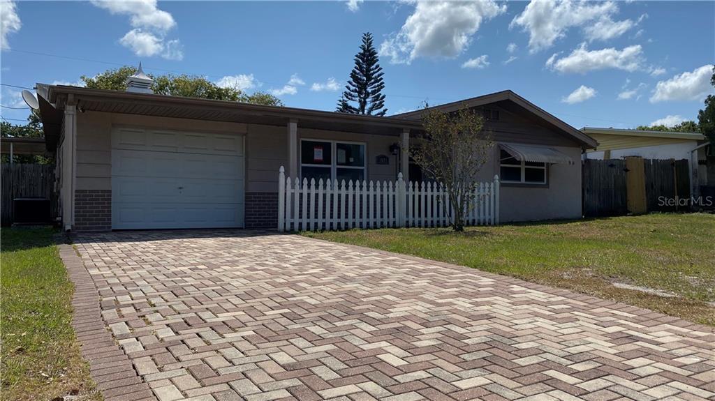 Property Photo:  4554 Jacqueline Drive  FL 34652 
