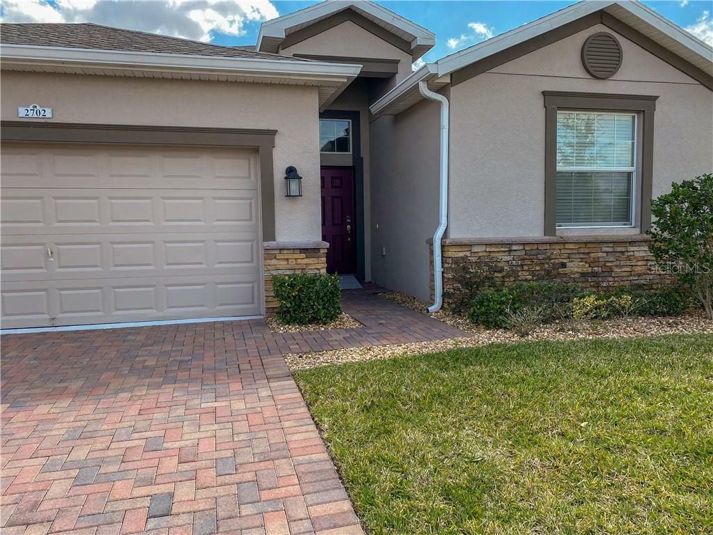 Property Photo:  2702 Attwater Loop  FL 33884 