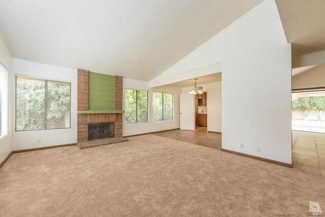 Property Photo:  537 Lotus Avenue  CA 91360 