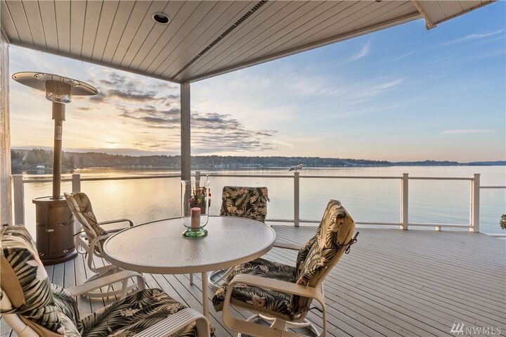 9407 SE Southworth Dr  Port Orchard WA 98366 photo