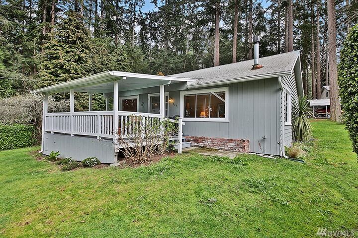 4041  Beach Drive  Freeland WA 98249 photo