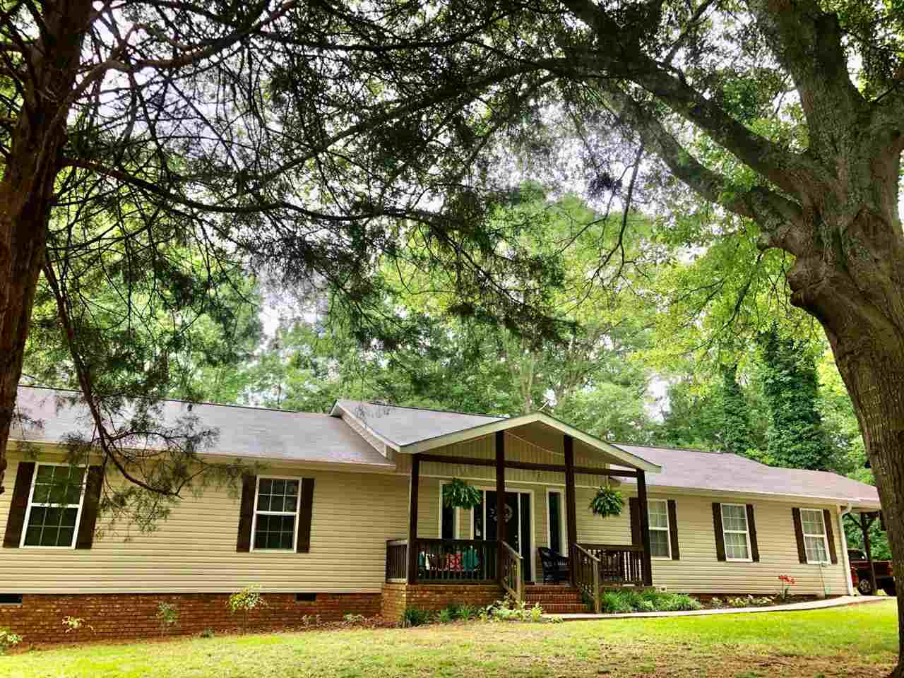 Property Photo:  517 Zion Hill Road  SC 29307 