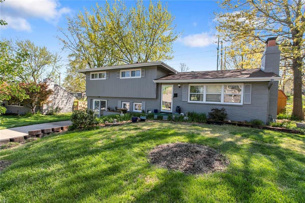 Property Photo: 1609 NE 48th Terrace MO 64118