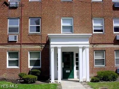 Property Photo:  13833 Cedar Rd 202  OH 44118 