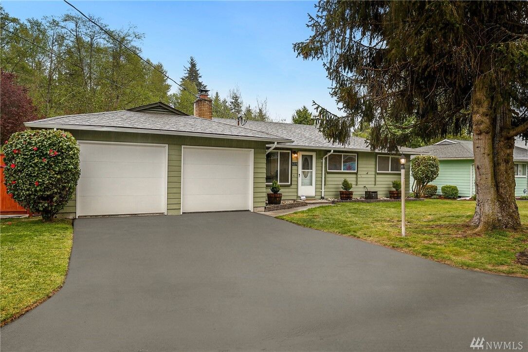 Property Photo:  4209 S 294th Street  WA 98001 
