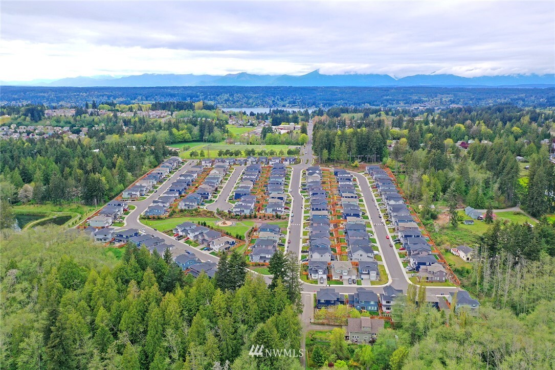 Property Photo: 18860 Colwood Avenue NE WA 98370