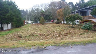 Property Photo: 3568 Sea Mist Avenue OR 97341