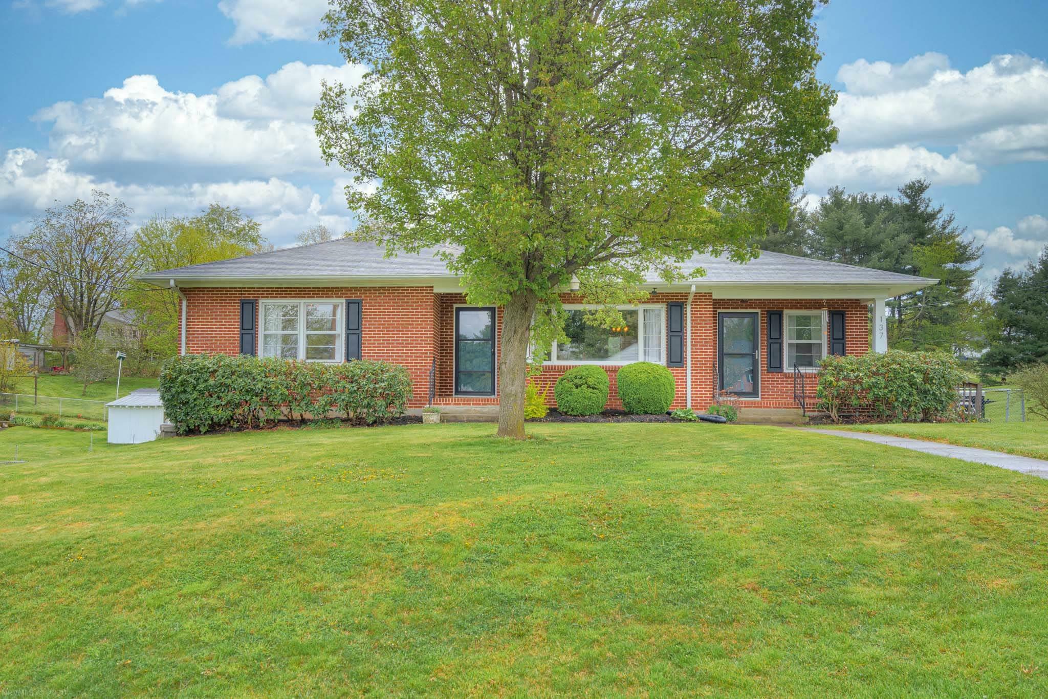 Property Photo:  137 Ellett Drive SE  VA 24073 