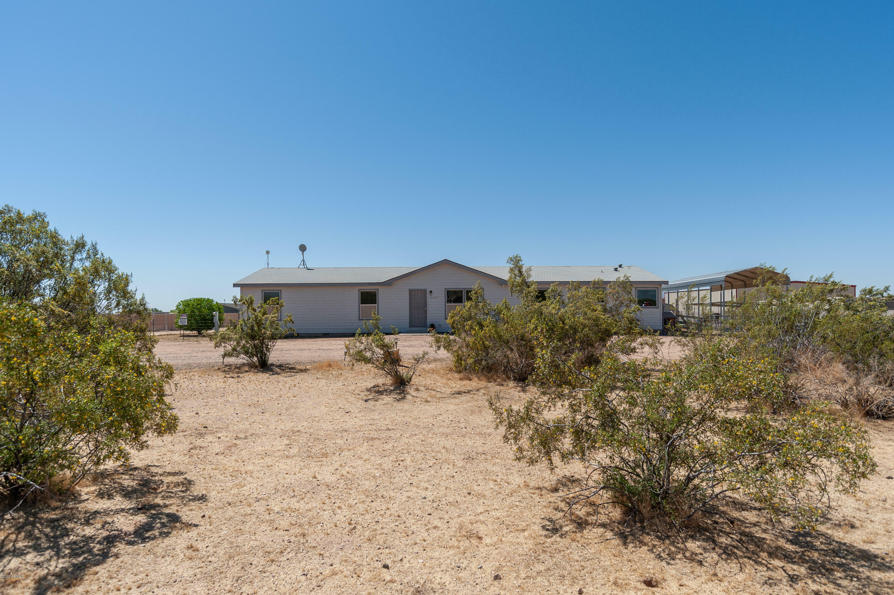 Property Photo: 20627 W Bradley Road AZ 85361