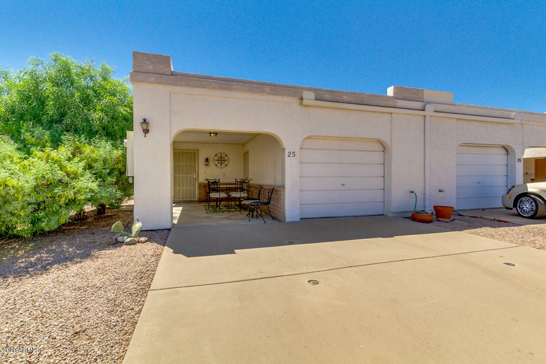 Property Photo:  1920 S Plaza Drive 25  AZ 85120 