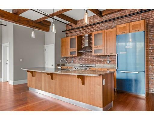 Property Photo:  126 N. Washington St. 2  MA 02114 