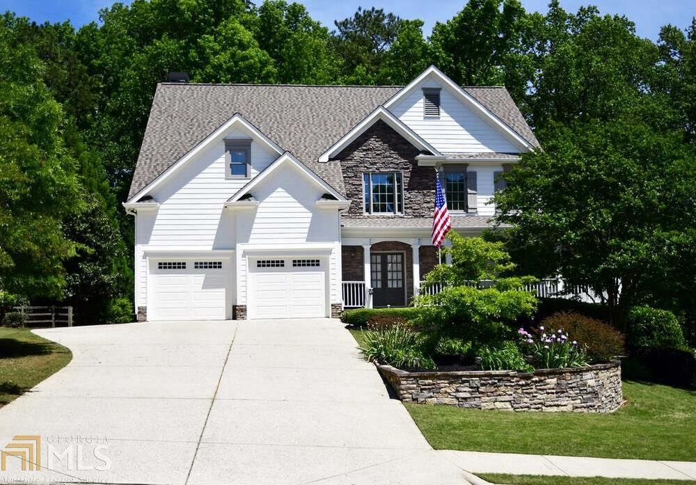 Property Photo: 8940 Blakewood Ct GA 30506