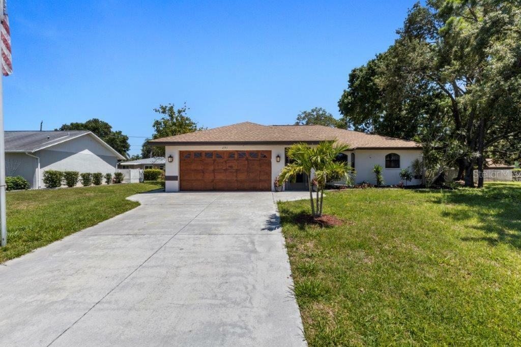 Property Photo:  291 Crane Road  FL 34293 