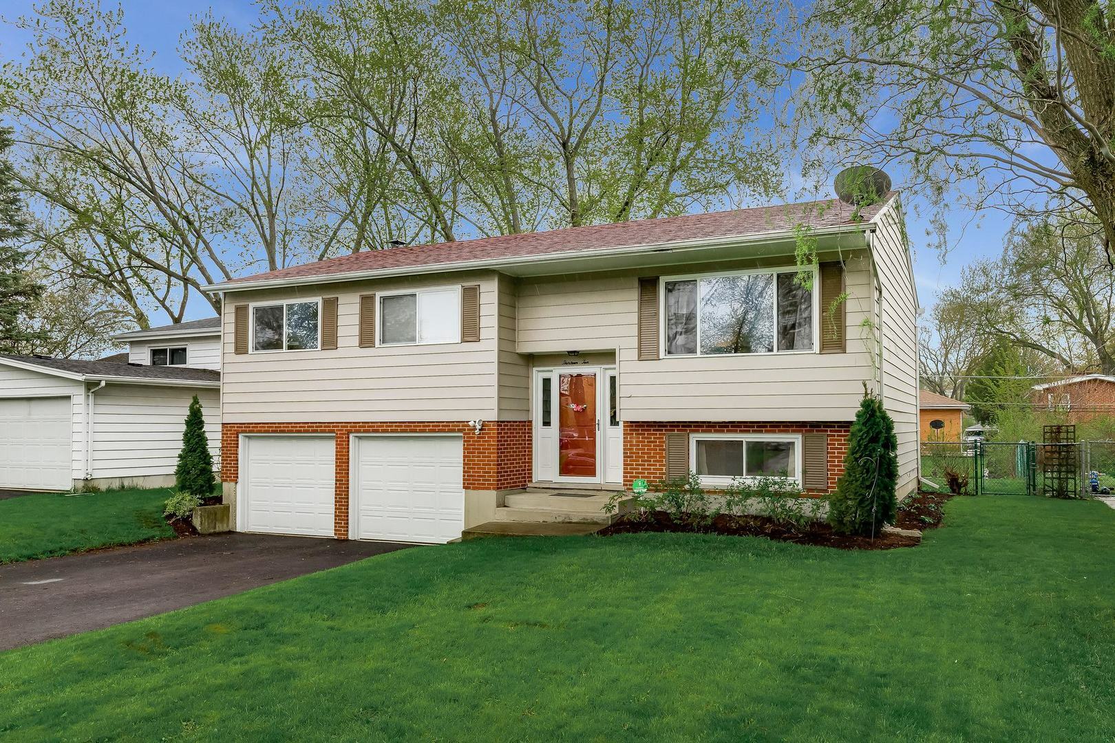 Property Photo: 1310 Taft Avenue IL 60189