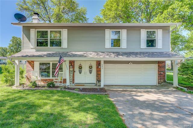 542 Blazedwood Drive  Ballwin  63021 photo