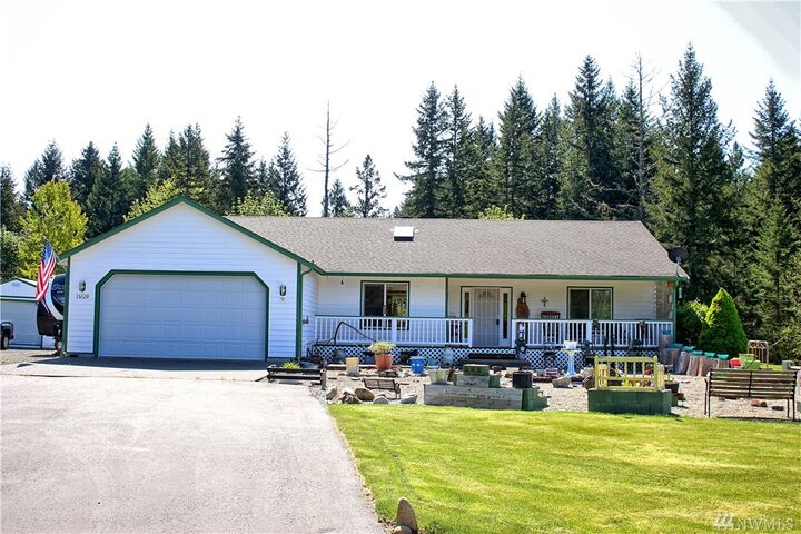 Property Photo:  15129  Vail Cut Off Road SE  WA 98576 