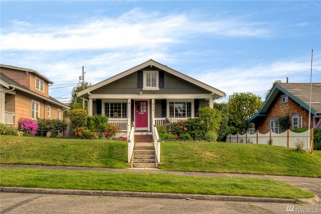 Property Photo: 415 S 54th St WA 98408